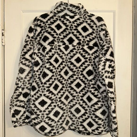 North Carolina Tar Heels Women’s 1/4 Zip Medium PULLOVER FLEECE Super Soft Press - Picture 4 of 6